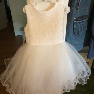 J.J’s House flower girl dress